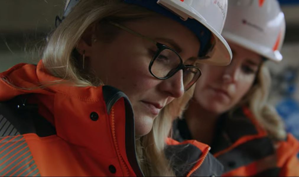 Vermessungsingenieurin