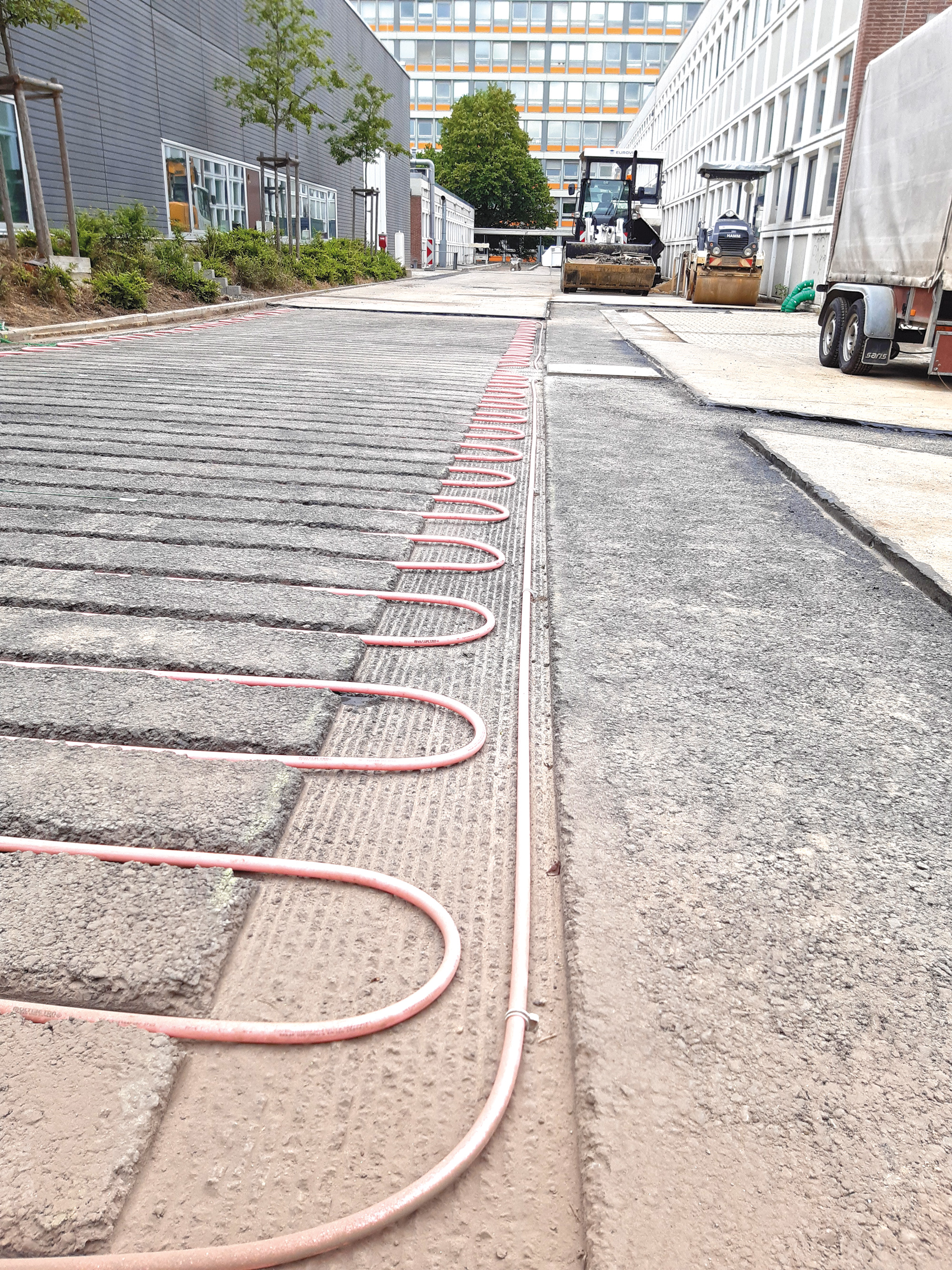 Einbau der Power Road in Aachen. 